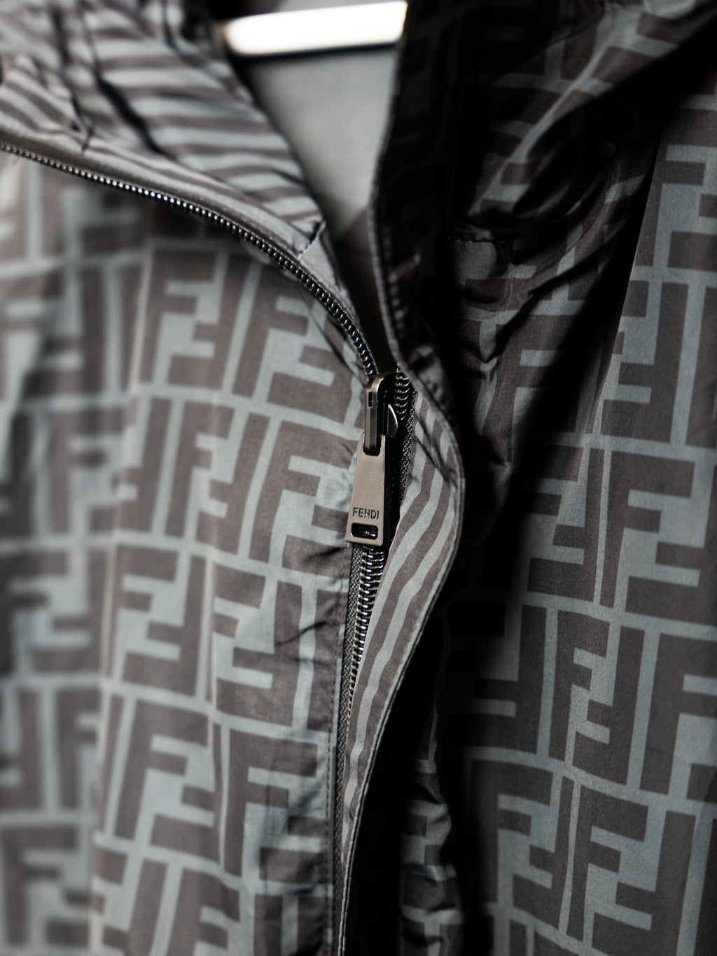 Coupe-vent Réversible Fendi Grise